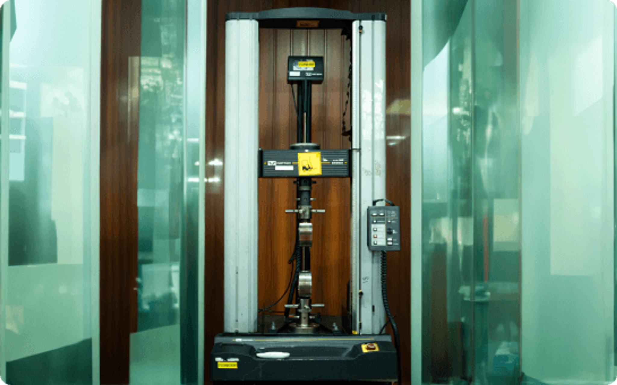 Universal Testing Machine 1 image